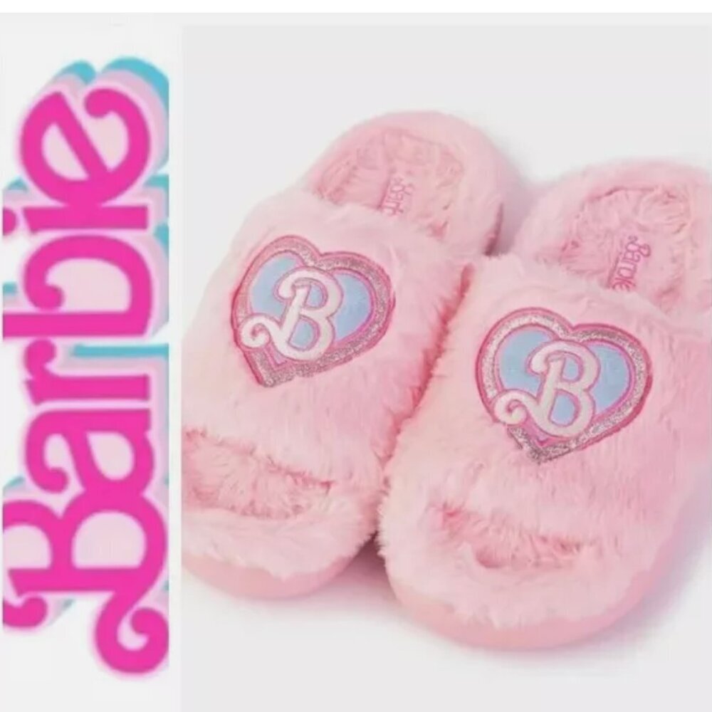 NWOT Barbie Pink Faux Fur Logo Super Push Comfy Women's Slippers Sz Small (5-6) - Picture 3 of 8
